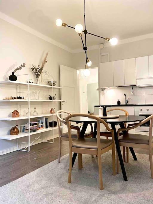 Glorious Apartment In Hakaniemi Helsinki Eksteriør billede