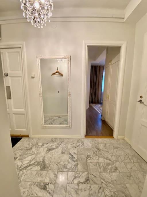 Glorious Apartment In Hakaniemi Helsinki Eksteriør billede
