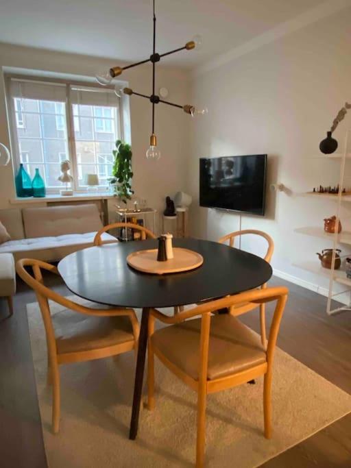 Glorious Apartment In Hakaniemi Helsinki Eksteriør billede